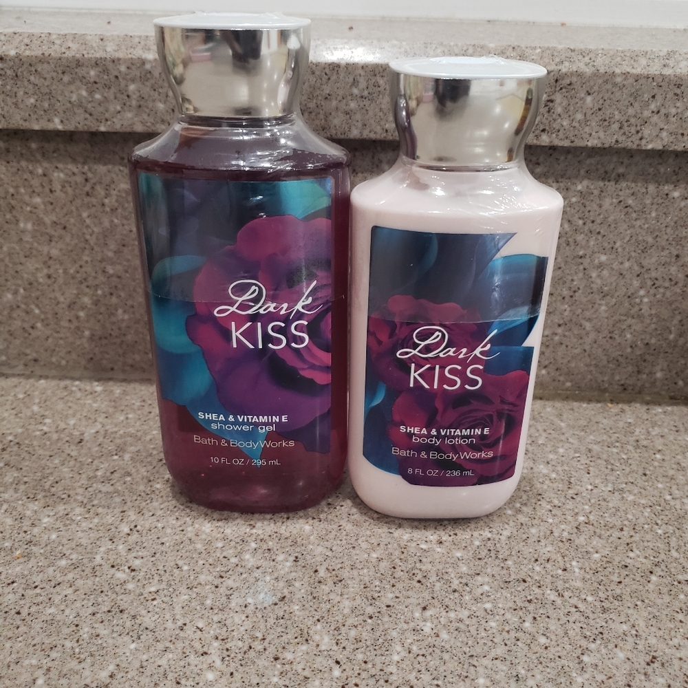 Bath & Body Works Dark Kiss